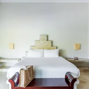 Single King Bed 2